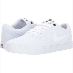 NIKE SB Check Solarsoft Canvas White Womens Shoes